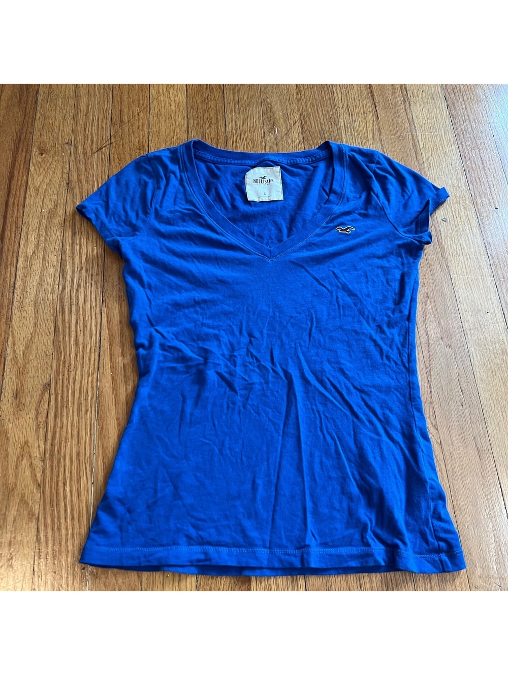 Vintage Y2K electric blue hollister baby tee